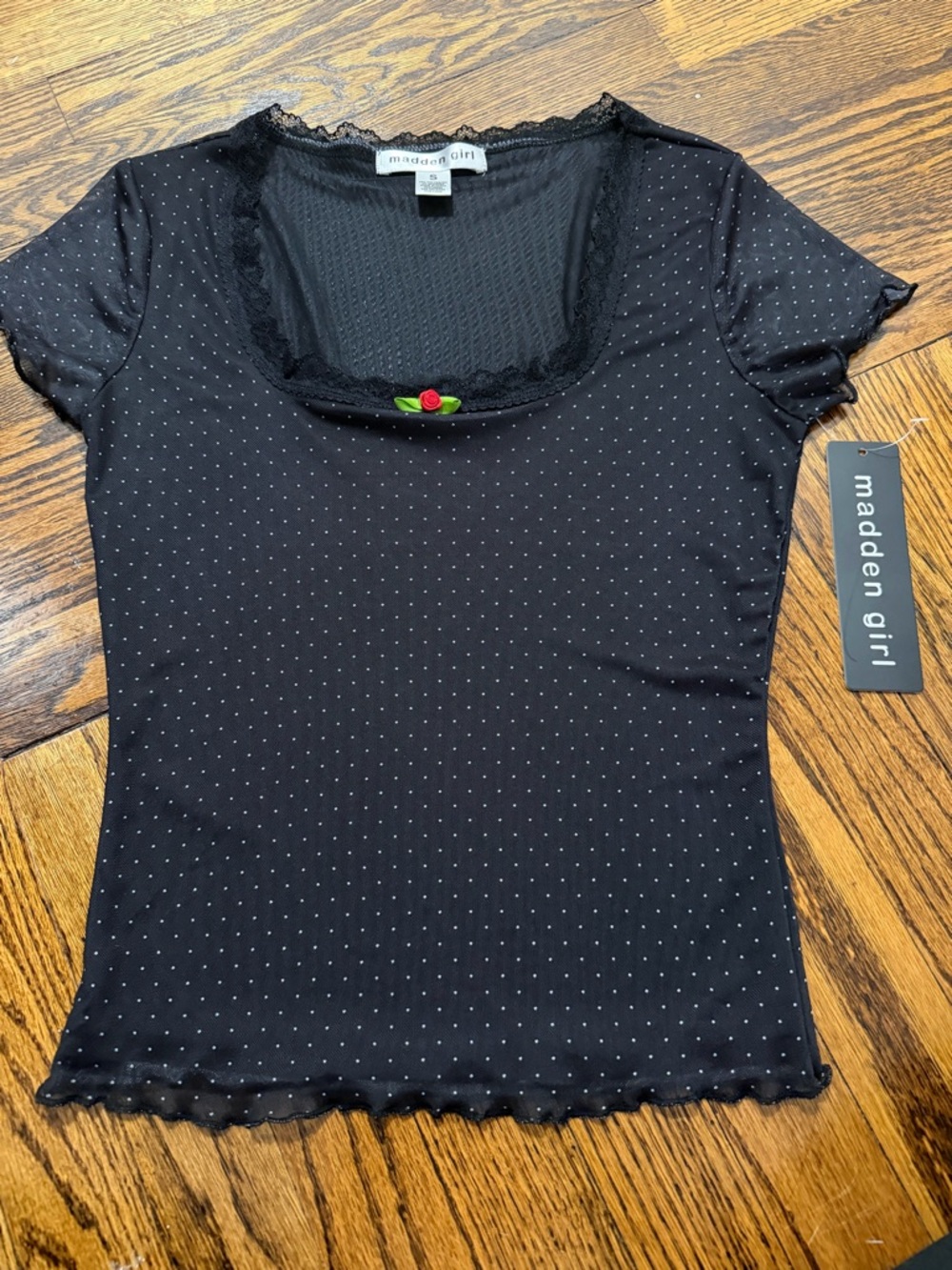Madden Girl Black Polka Dot Lace-Trim Short Sleeve Tee with Rose Accent